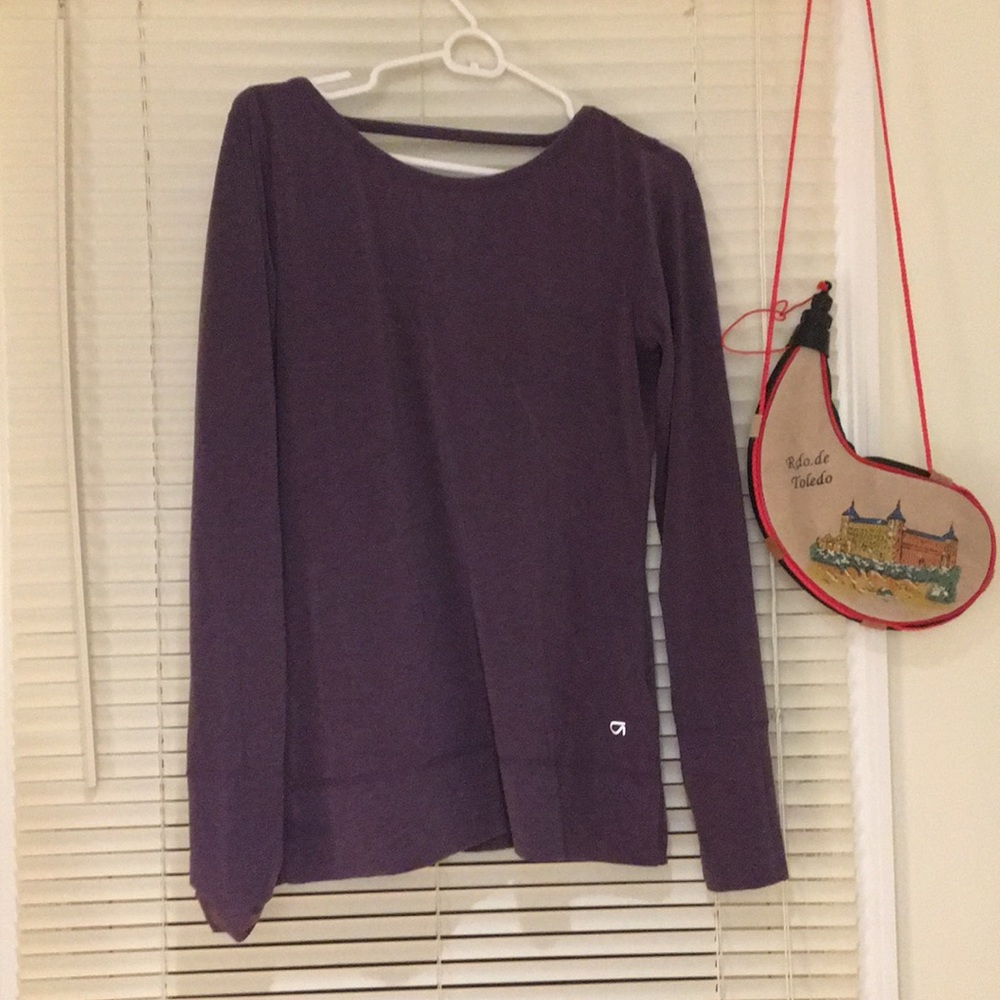 Women long sleeve active shirt
